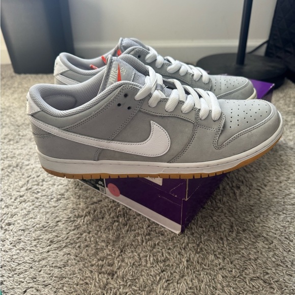 Nike SB Dunk Low Pro Wolf Grey - Picture 2 of 7